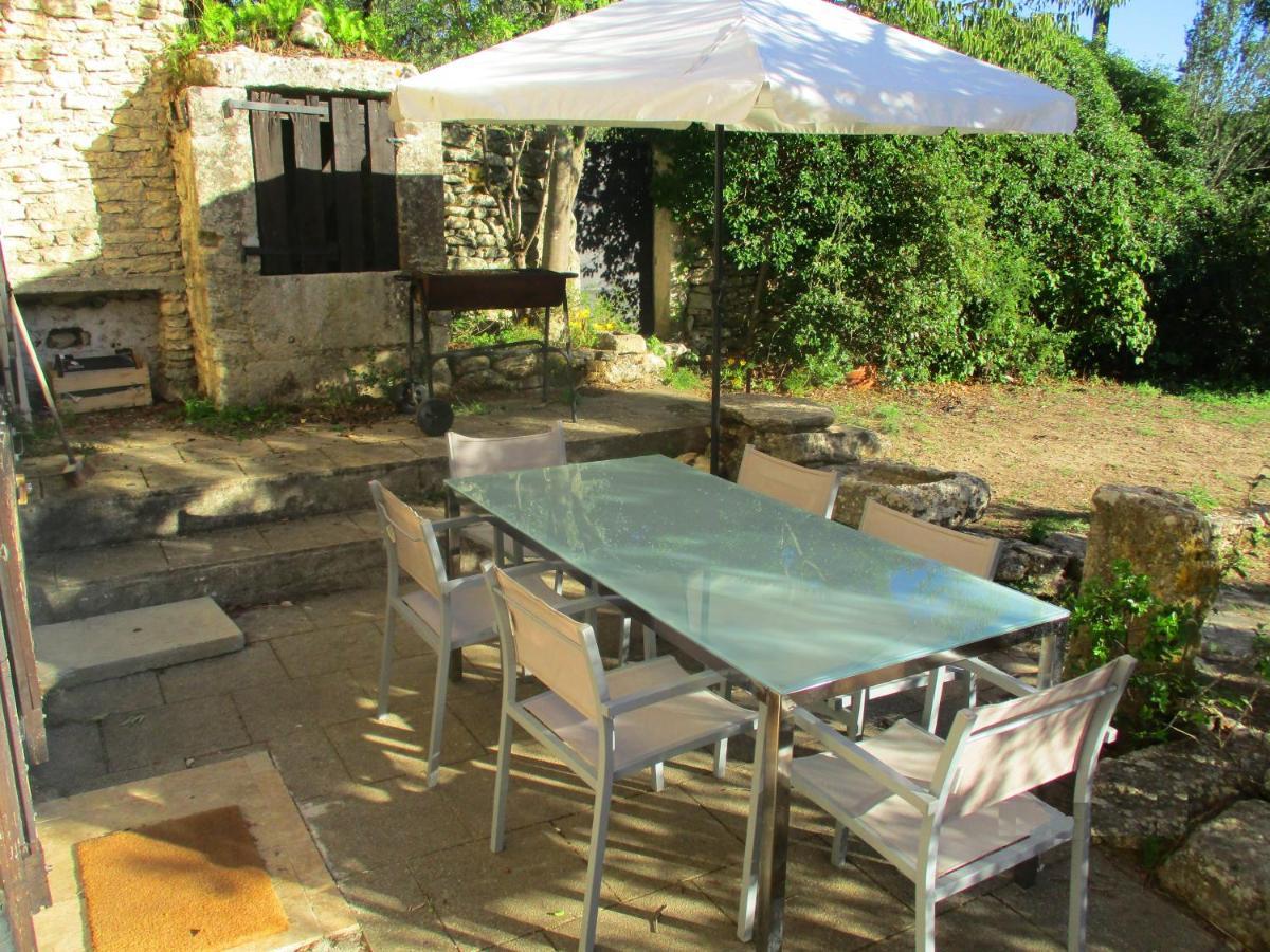 Uzès Le Mas Des Lilas מראה חיצוני תמונה
