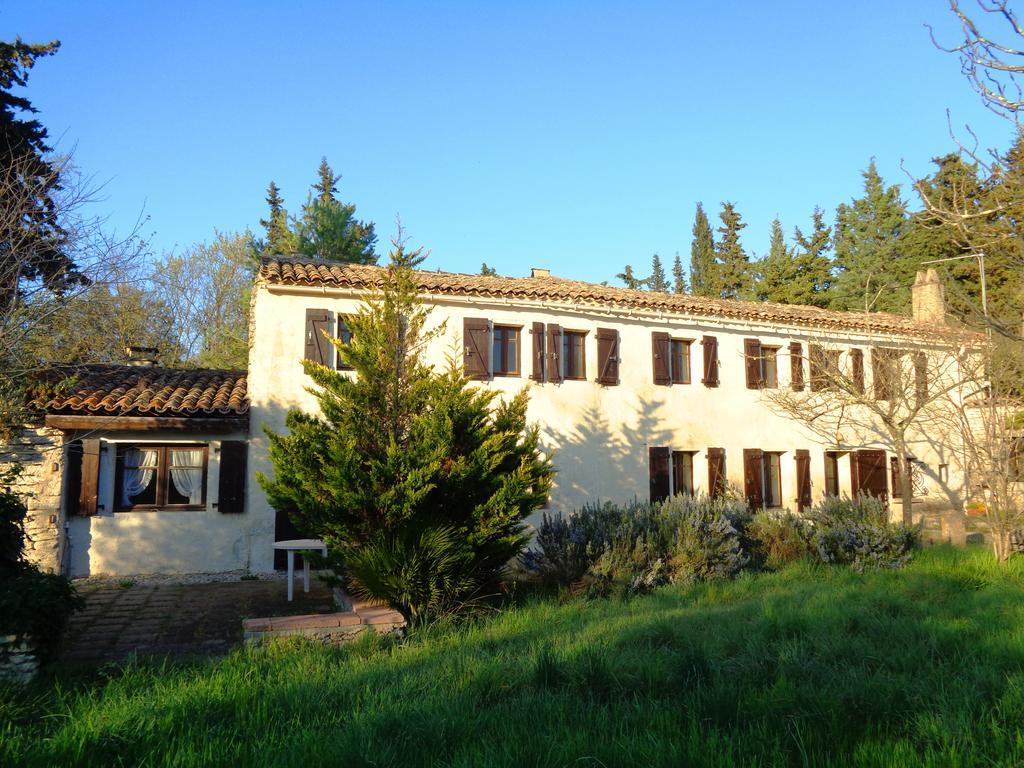 Uzès Le Mas Des Lilas מראה חיצוני תמונה