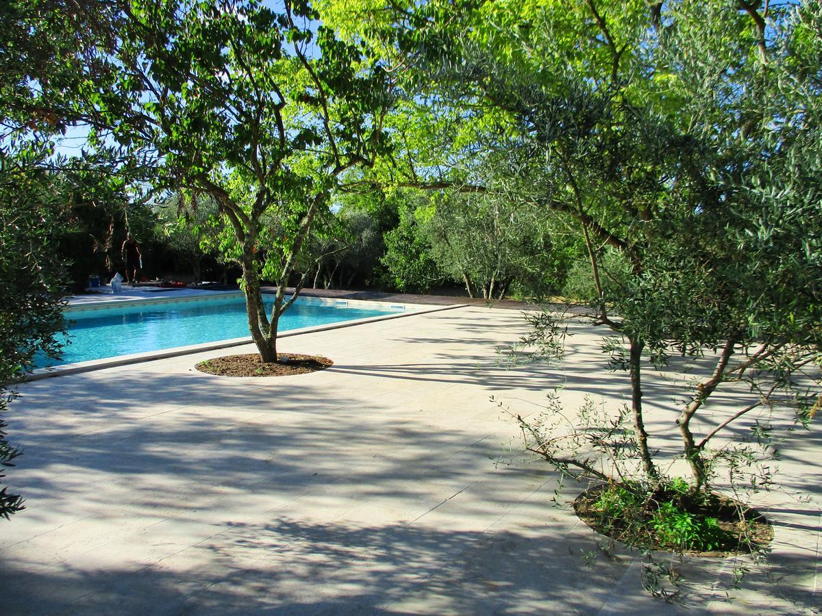 Uzès Le Mas Des Lilas מראה חיצוני תמונה