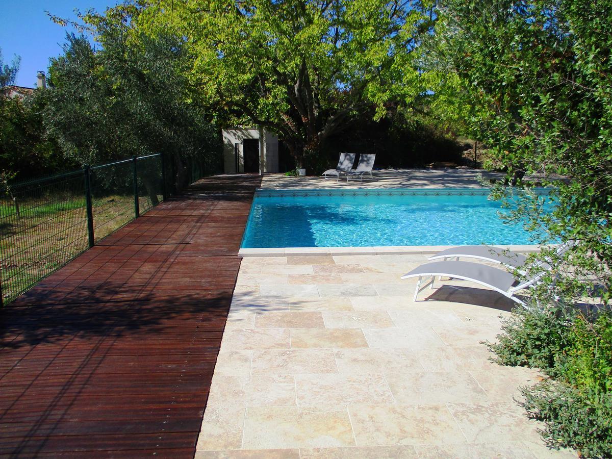 Uzès Le Mas Des Lilas מראה חיצוני תמונה